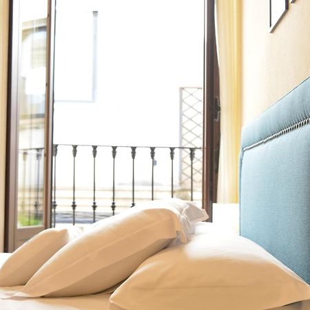 Apartamento Puerta De Cordoba- Exterior Con Balcones מראה חיצוני תמונה