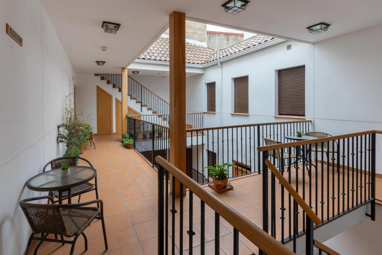Apartamento Puerta De Cordoba- Exterior Con Balcones מראה חיצוני תמונה