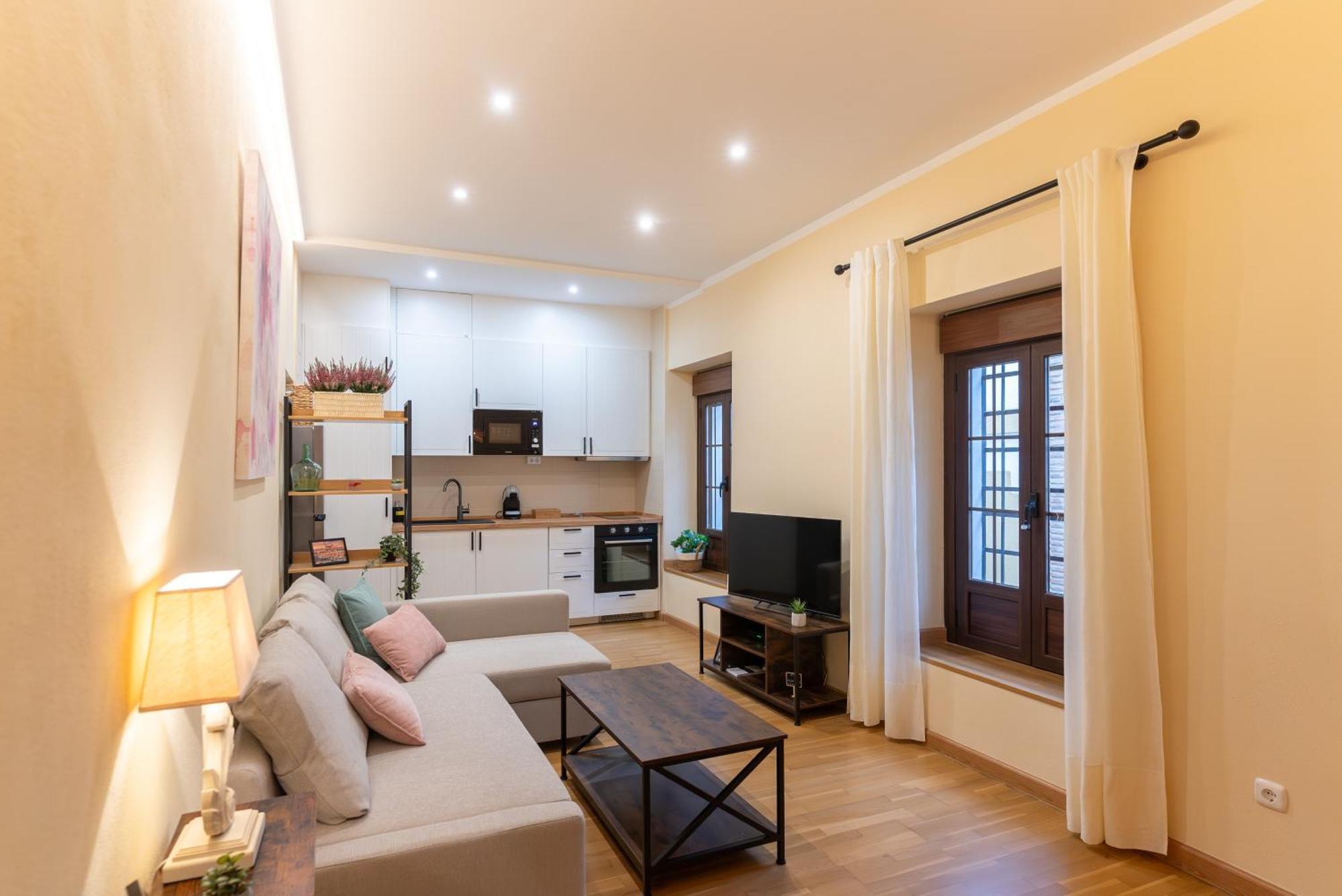 Apartamento Puerta De Cordoba- Exterior Con Balcones מראה חיצוני תמונה