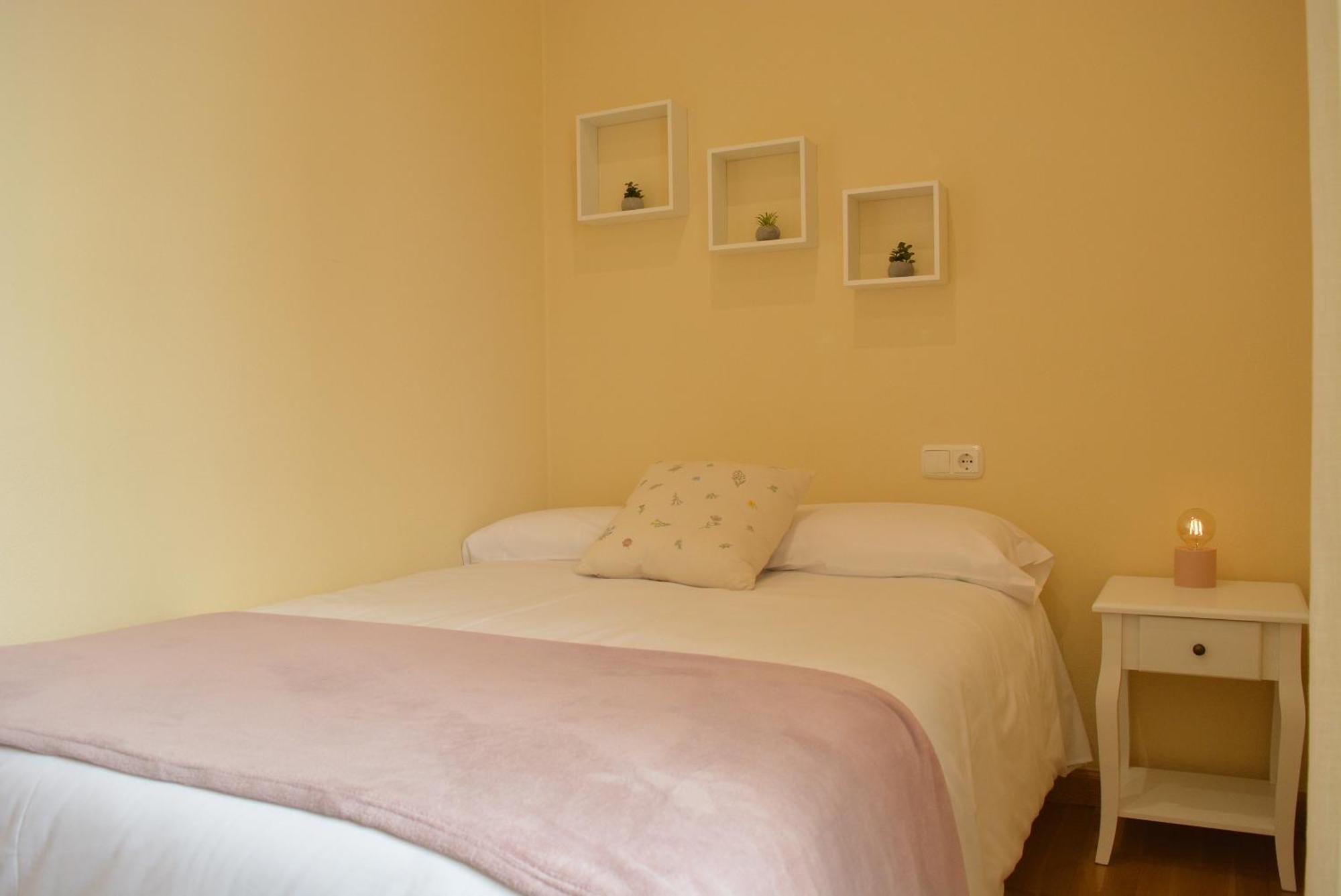 Apartamento Puerta De Cordoba- Exterior Con Balcones מראה חיצוני תמונה