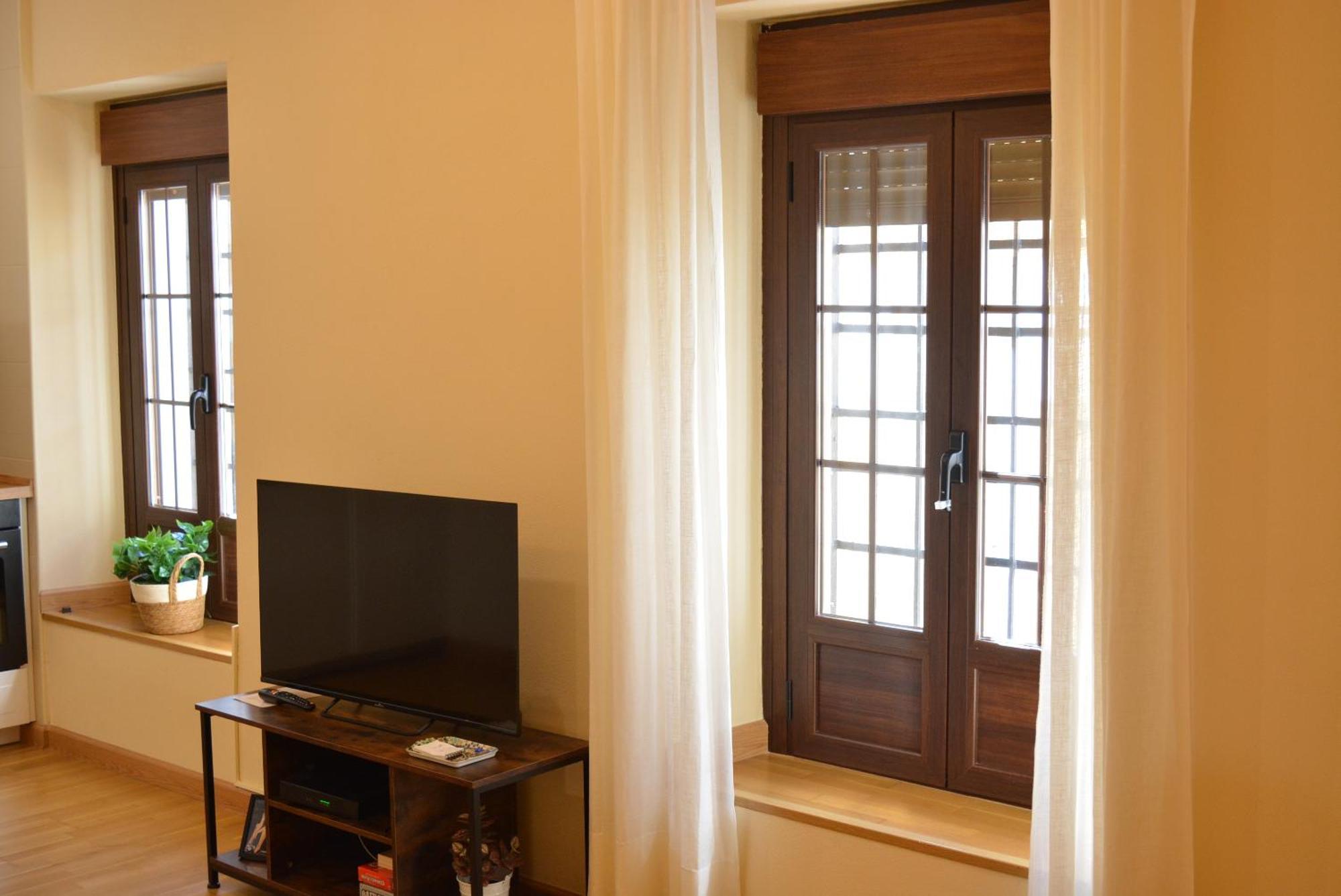 Apartamento Puerta De Cordoba- Exterior Con Balcones מראה חיצוני תמונה