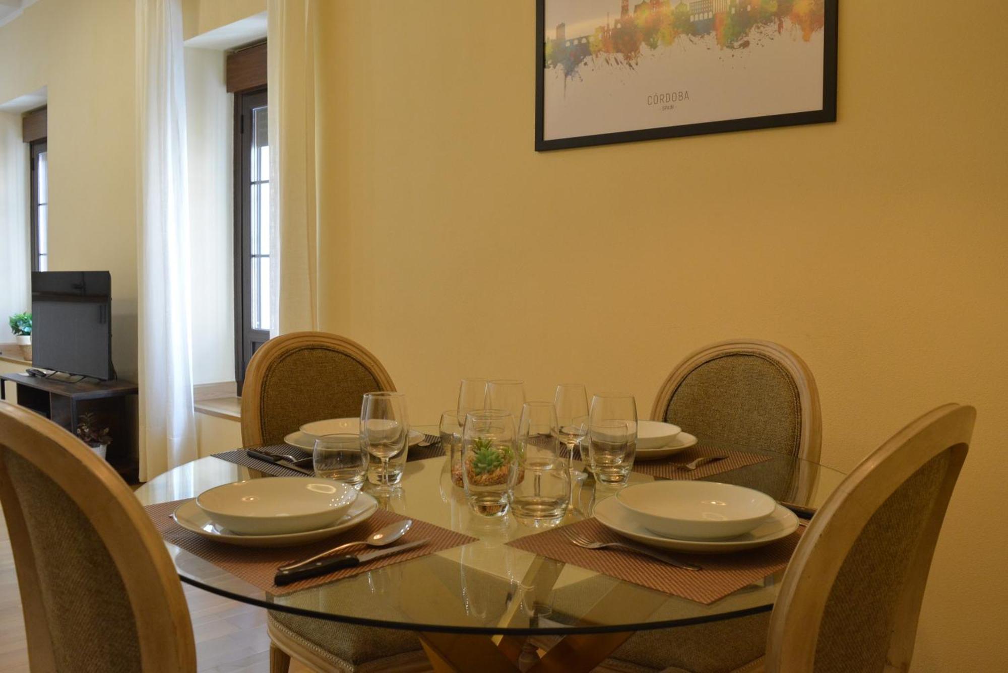 Apartamento Puerta De Cordoba- Exterior Con Balcones מראה חיצוני תמונה