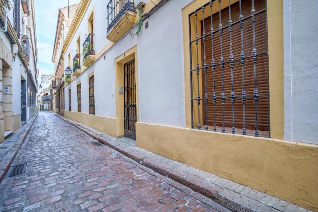 Apartamento Puerta De Cordoba- Exterior Con Balcones מראה חיצוני תמונה